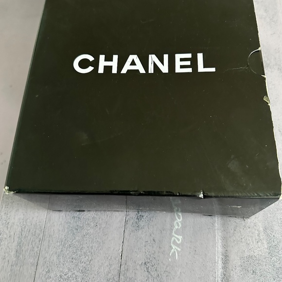 Chanel Medium size Box - Picture 4 of 4